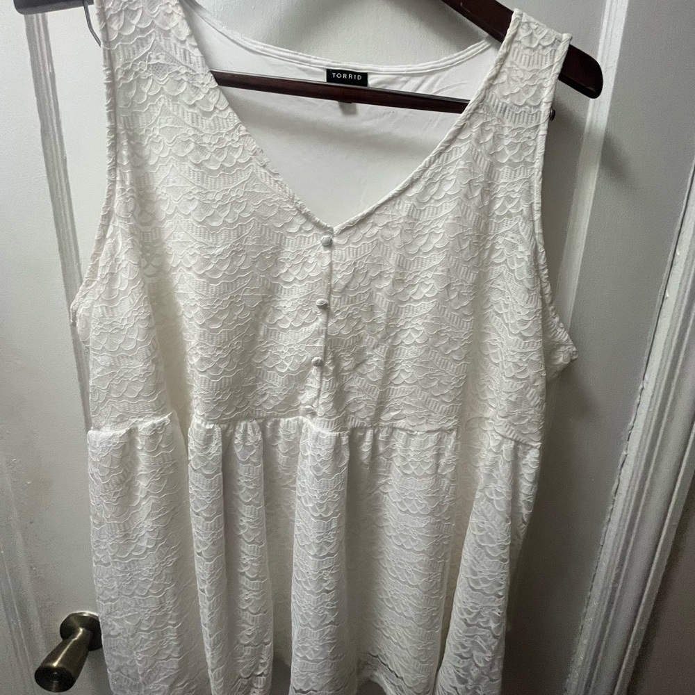 Torrid White Sleeveless Peplum Blouse
